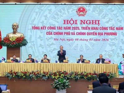 Tổng Bí thư Tô Lâm và các đồng chí lãnh đạo chủ chốt tại Hội nghị toàn quốc Chính phủ và chính quyền địa phương - Ảnh: VGP.