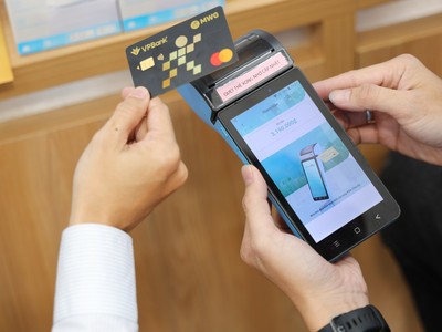 VPBank và DMX ra mắt thẻ tín dụng đầu tiên trong lĩnh vực bán lẻ điện tử tiêu dùng VPBank MWG Mastercard