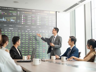 Cạnh tranh về chất lượng dịch vụ trong ngành chứng khoán đang giúp khách hàng tối ưu chi phí vốn, lợi nhuận
