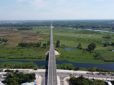 Dự án Khu đô thị hỗn hợp phía Nam trục Nguyễn Tất Thành được triển khai ở phường Quảng Phú. 