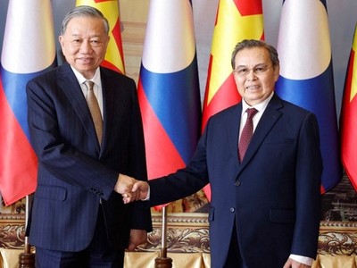 Việt Nam - Lào nhất trí làm sâu sắc nội hàm “gắn kết chiến lược” giữa hai nước 