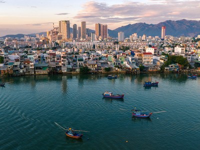 Hạ tầng bứt phá kéo theo đội ngũ chuyên gia dịch chuyển về Nha Trang làm việc, sinh sống. Ảnh: Minh Tú