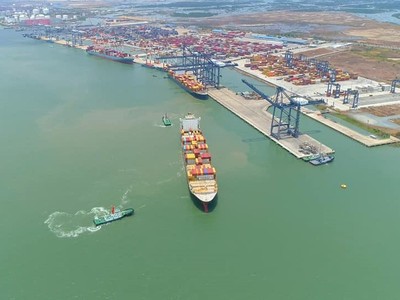 Cụm cảng Cái Mép - Thị Vải. 