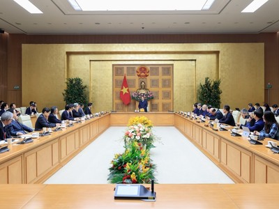 Thủ tướng Phạm Minh Chính tiếp, làm việc với đoàn các doanh nghiệp Nhật Bản đang có chuyến khảo sát tại Việt Nam do Phòng Thương mại và Công nghiệp Nhật Bản (JCCI) tổ chức - Ảnh: VGP.