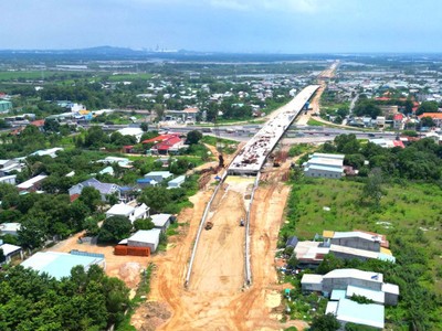 Dự án đường 991B chậm tiến độ do vướng giải phóng mặt bằng - Ảnh: Đ.K