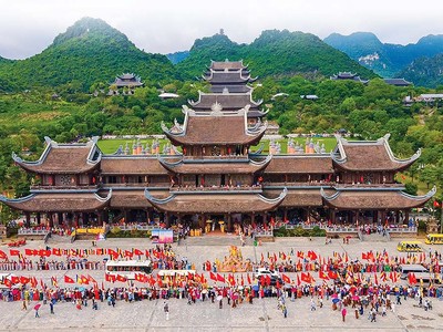 Ninh Bình hoàn thiện ranh giới đề xuất và tiêu chí giá trị nổi bật toàn cầu, hướng tới hồ sơ UNESCO công nhận Quần thể Tam Chúc - Vân Long là Di sản Thế giới 