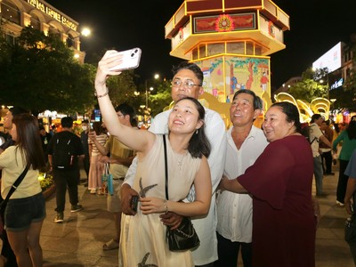 Xu hướng du lịch đô thị tiếp tục lên ngôi trong dịp Tết Nguyên đán tại TP.HCM.