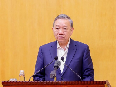 Tổng Bí thư Tô Lâm phát biểu tại cuộc tiếp xúc cử tri - Ảnh: NY. 