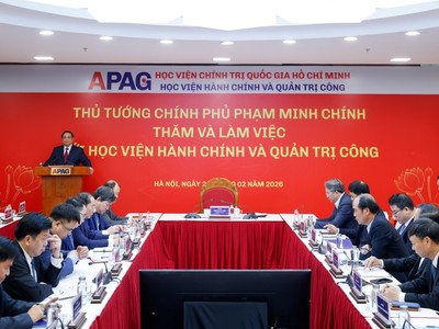 Thủ tướng ghi nhận, đánh giá cao những thành tựu của Học viện trong gần 70 năm qua và biểu dương sự nỗ lực của Học viện sau 01 năm hoạt động theo mô hình tổ chức mới - Ảnh: VGP.