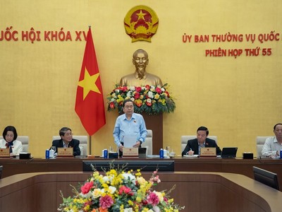 Chủ tịch Quốc hội Trần Thanh Mẫn phát biểu khai mạc phiên họp. 