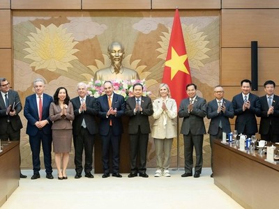 Chủ tịch Quốc hội Trần Thanh Mẫn tiếp Phó Chủ tịch Quốc hội Hy Lạp 