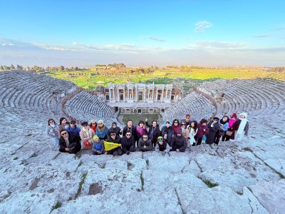 Doanh nghiệp lữ hành dừng tổ chức tour đến vùng chiến sự nguy hiểm 