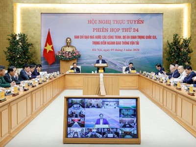 Thủ tướng Chính phủ Phạm Minh Chính chủ trì phiên họp. Ảnh: VGP.