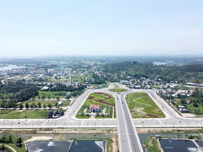 Quảng Ngãi đang đẩy nhanh tiến độ thực hiện Dự án Đường ven biển Dung Quất - Sa Huỳnh.