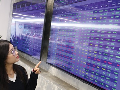 Cú huých mới cho thị trường chứng khoán