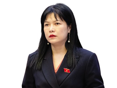 Bà Tạ Thị Yên, Phó chủ nhiệm Ủy ban Công tác đại biểu của Quốc hội, Phó chánh văn phòng Thường trực Văn phòng Hội đồng Bầu cử quốc gia 