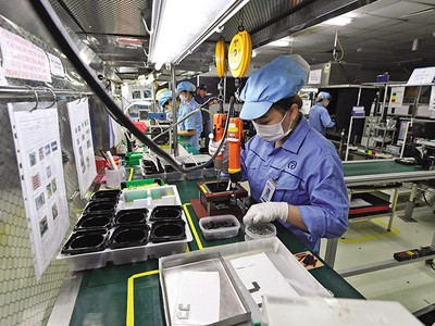 Dòng vốn FDI vào Việt Nam đang hướng mạnh vào các lĩnh vực có giá trị gia tăng cao như sản xuất công nghệ, điện tử… Ảnh: Đức Thanh