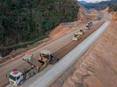 Thi công Dự án cao tốc Đồng Đăng - Trà Lĩnh. 