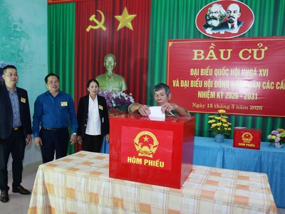 Người dân xã Lê Lợi tham gia bỏ phiếu bầu đại biểu Quốc hội khóa XVI và đại biểu HĐND các cấp nhiệm kỳ 2026 - 2031.