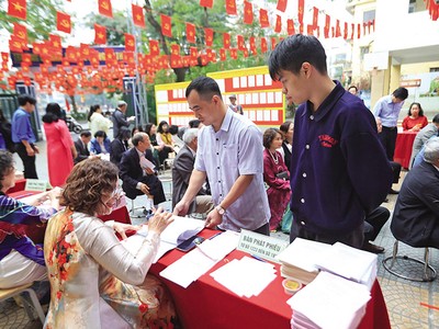 Trên 99% cử tri cả nước đã đi bầu cử. Ảnh: Đức Thanh 