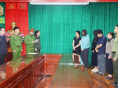 Các đối tượng bị khởi tố trong vụ án. Ảnh: CABN