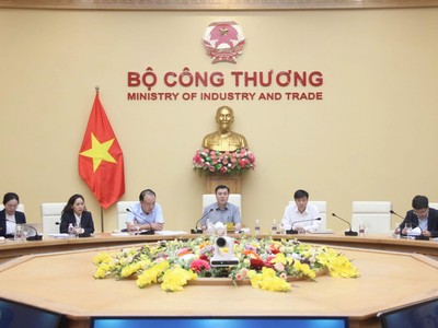 Bộ Công thương vừa tổ chức hội nghị tham vấn Luật Giao dịch hàng hóa phái sinh. 