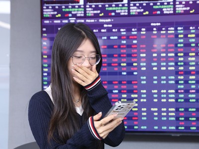 Thông tin về cổ tức, tăng vốn hay chiến lược mở rộng là “chất xúc tác” quan trọng đối với giá cổ phiếu 