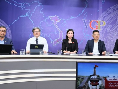 Ngày 27/3, Cổng Thông tin điện tử Chính phủ tổ chức Tọa đàm với chủ đề “Luật Thủ đô (sửa đổi): Động lực thể chế cho Hà Nội bứt phá”.