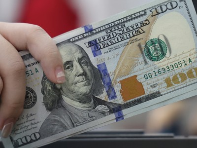 Áp lực tỷ giá lan từ chi phí vốn đến biên lợi nhuận doanh nghiệp