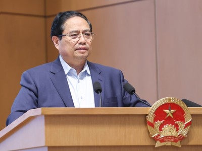 Thủ tướng Chính phủ chỉ rõ các nhóm nhiệm vụ, giải pháp trọng tâm thời gian tới - Ảnh: VGP.