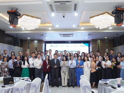 Các đại biểu tham gia khóa đào tạo. Ảnh: Minh Chiến.