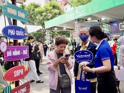 Rộn ràng Ngày hội Du lịch TP.HCM: Kích cầu hè, “đua” ưu đãi 