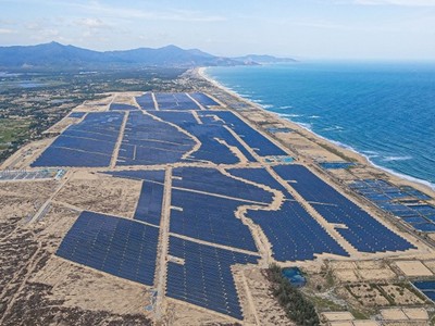 Phân khu 1 được định hướng phát triển đô thị du lịch nghỉ dưỡng, giải trí sân golf 36 hố Trà Ổ (tại đầm Trà Ổ), quy mô 2.430 ha (vị trí bao gồm toàn bộ khu vực Mỹ Thắng trừ nhà máy điện mặt trời Phù Mỹ). Ảnh: BCG.