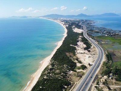 Khu kinh tế Vân Phong. Ảnh: Linh Đan 