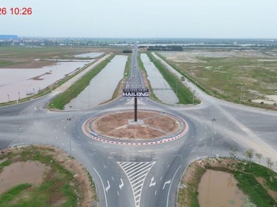 Sự gia nhập của hàng nghìn doanh nghiệp mới cho thấy môi trường đầu tư - kinh doanh tại Hưng Yên đang ngày càng hấp dẫn. Trong ảnh: KCN Hải Long với hạ tầng đồng bộ, pháp lý hoàn chỉnh, nhà đầu tư có thể triển khai Dự án ngay trên mặt bằng sạch