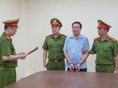 Giám đốc Trung tâm Trợ giúp xã hội tỉnh Phú Thọ đã chỉ đạo kế toán nâng khống tiền ăn, lập khống chứng từ để "rút ruột" hơn 679 triệu đồng. Ảnh: CAPT