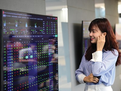 Hiện thị trường có 22 ngân hàng niêm yết, 5 ngân hàng giao dịch trên UPCoM