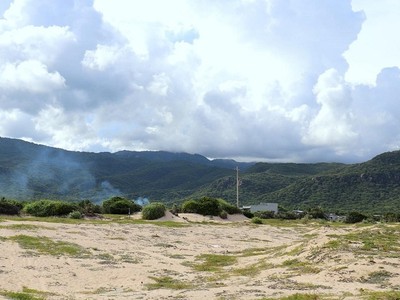 Khánh Hòa bố trí nhà ở tạm và hỗ trợ tiền thuê nhà ở cho người có đất ở bị thu hồi để thực hiện Dự án Điện hạt nhân Ninh Thuận, trong thời gian chờ bố trí tái định cư. Ảnh: K.H 