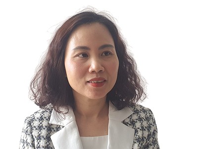 Bà Phí Hương Nga, Trưởng ban Thống kê công nghiệp và xây dựng (Cục Thống kê) 