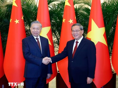 Tổng Bí thư, Chủ tịch nước Tô Lâm hội kiến Thủ tướng Quốc vụ viện Trung Quốc 