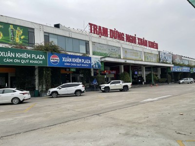 Trạm dừng nghỉ Xuân Khiêm trên cao tốc Cao Bồ - Mai Sơn.