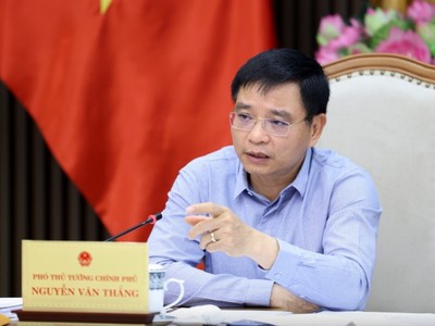 Phó Thủ tướng Nguyễn Văn Thắng đề nghị Bộ Tài chính, Ngân hàng Nhà nước hoàn thiện lại phương án cắt giảm ngành nghề đầu tư kinh doanh có điều kiện đáp ứng yêu cầu chỉ đạo của Thường trực Chính phủ - Ảnh: VGP.