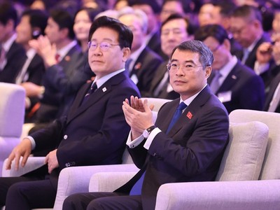 Ký 73 thỏa thuận với Hàn Quốc, mở rộng hợp tác chuỗi cung ứng và công nghiệp 