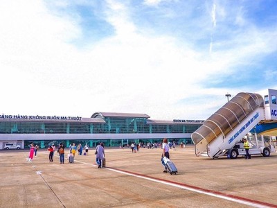 Cảng hàng không Buôn Ma Thuột hiện hữu.