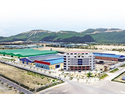 Sở hữu các lợi thế về quỹ đất, hạ tầng, chi phí đầu vào hợp lý, miền Trung đang là điểm đến hấp dẫn các nhà đầu tư khu công nghiệp