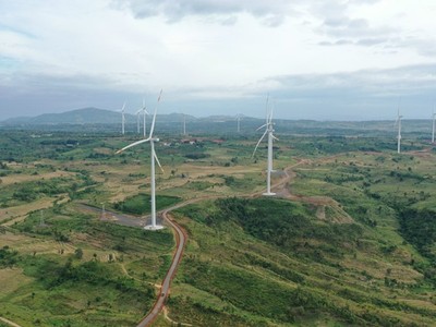 Gia Lai có 20 dự án điện gió đáp ứng điều kiện thực hiện theo Nghị quyết số 253 và 254 của Quốc hội, trong đó 19 dự án nằm tại khu vực phía Tây tỉnh. Trong ánh: Nhà máy điện gió Nhơn Hoà 1 (Nguồn: EMI).