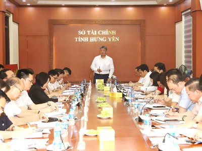 Lãnh đạo UBND tỉnh yêu cầu Sở Tài chính tiếp tục phát huy vai trò “tổng tham mưu trưởng” trong điều hành kinh tế - tài chính.