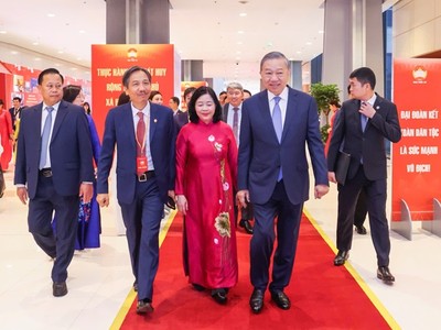 Tổng Bí thư, Chủ tịch nước Tô Lâm tới dự Đại hội đại biểu toàn quốc Mặt trận Tổ quốc Việt Nam lần thứ XI, nhiệm kỳ 2026 - 2031 diễn ra trọng thể tại Trung tâm Hội nghị Quốc gia, Thủ đô Hà Nội.