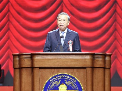  Tổng Bí thư, Chủ tịch nước Tô Lâm phát biểu tại Lễ kỷ niệm 120 năm ngày truyền thống Đại học Quốc gia Hà Nội.