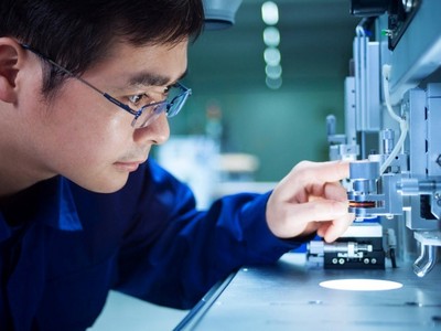 Thủ tướng Chính phủ ban hành Danh mục công nghệ cao được ưu tiên đầu tư phát triển và Danh mục sản phẩm công nghệ cao được khuyến khích phát triển.